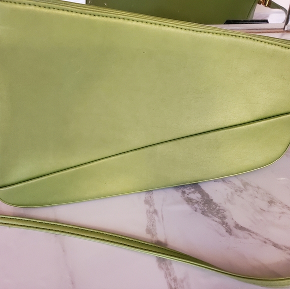 GREEN ANGULAR HANDBAG - Picture 7 of 8